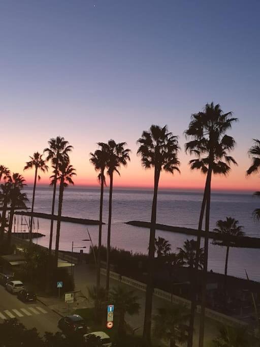 Brezza Di Mare Appartement Imperia Buitenkant foto