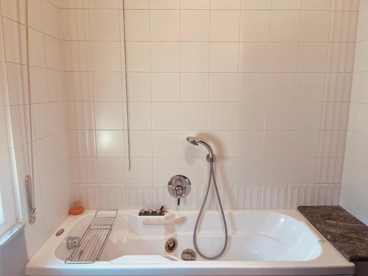 Brezza Di Mare Appartement Imperia Buitenkant foto